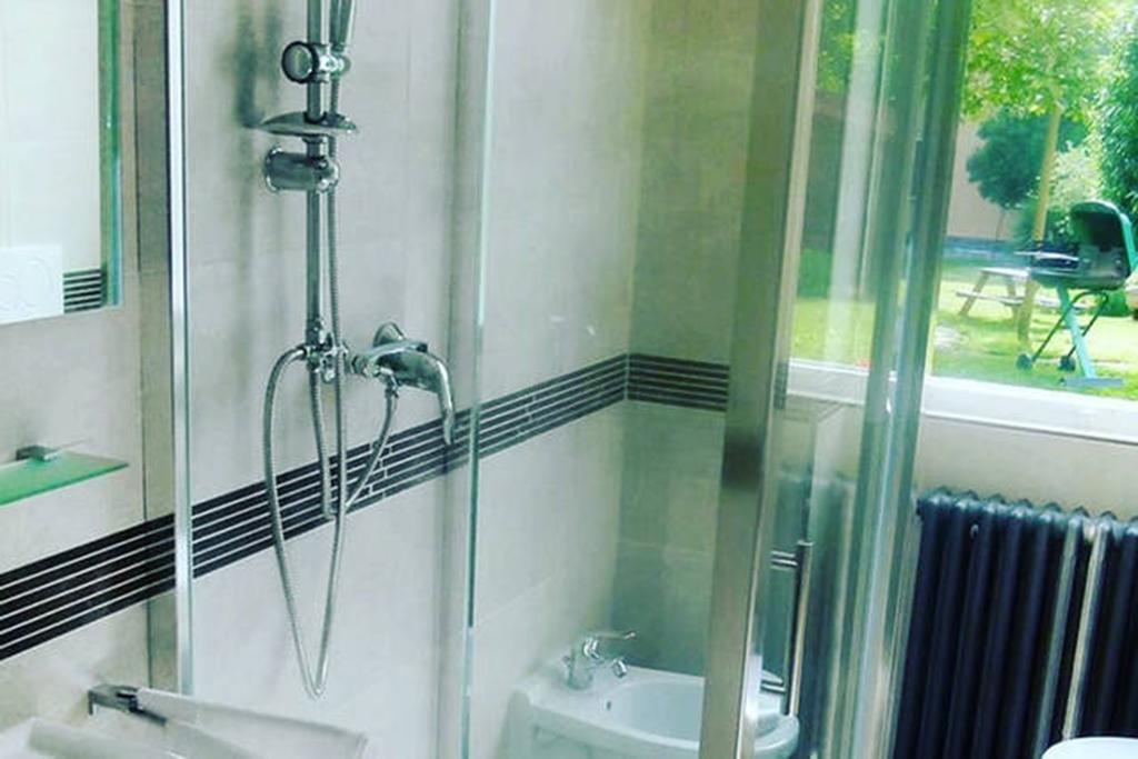 Apartment Piccolo Borgo Castelveccana Εξωτερικό φωτογραφία